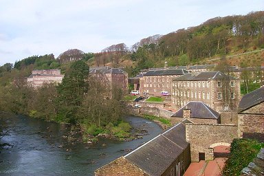 Picture of the village with Clyde flowing past