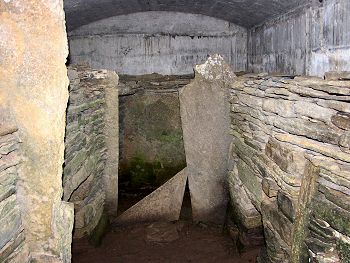 Picture of the inside of the cairn